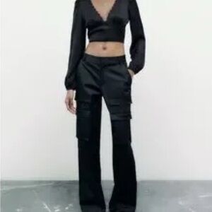 ZARA SATIN EFFECT CARGO PANTS IN CHAMPAGNE 🥂